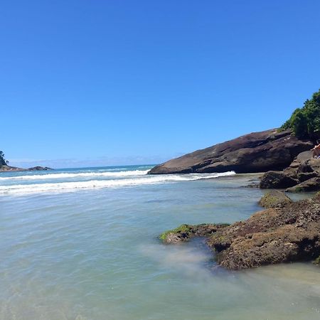 Efferus Hostel Ubatuba Buitenkant foto