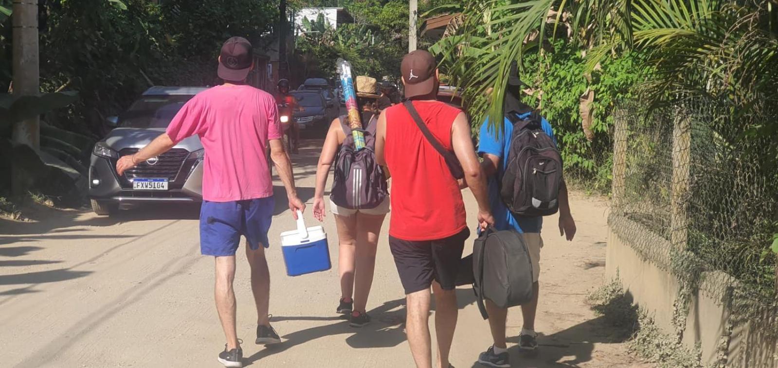 Efferus Hostel Ubatuba Buitenkant foto